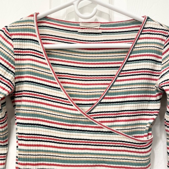 Urban Outfitters Striped Wrap Crop Top - Picture 3 of 11